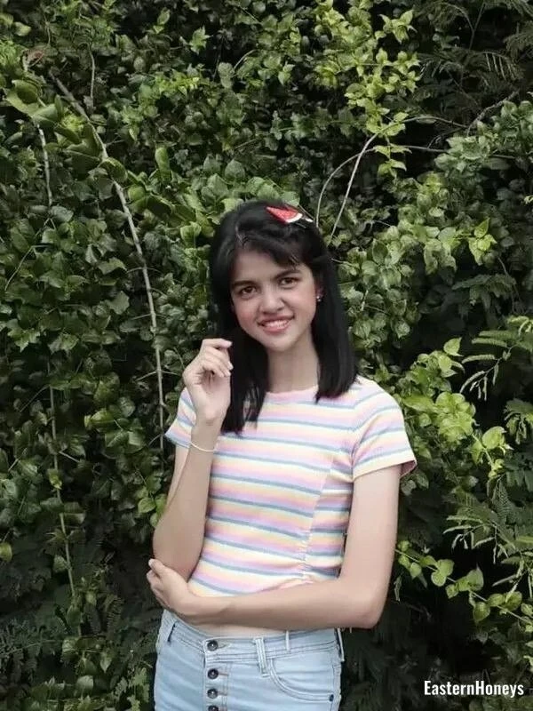 Patcharaporn, 22
