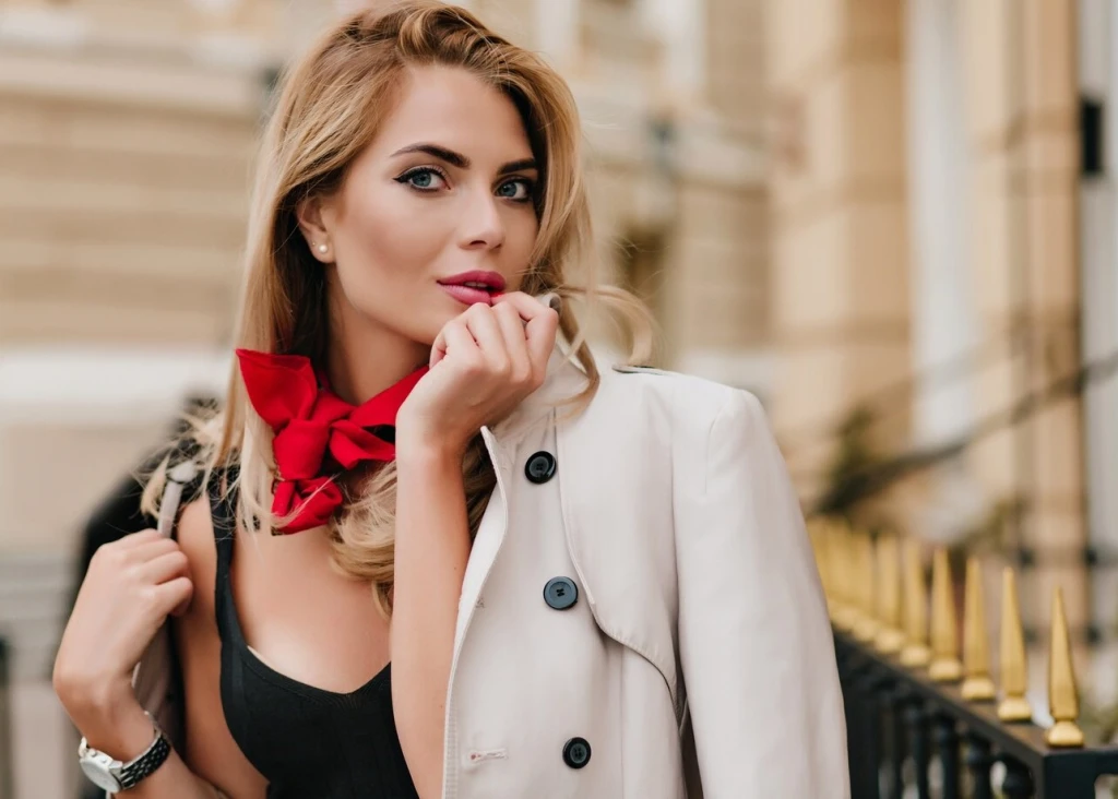 Nikol, 29