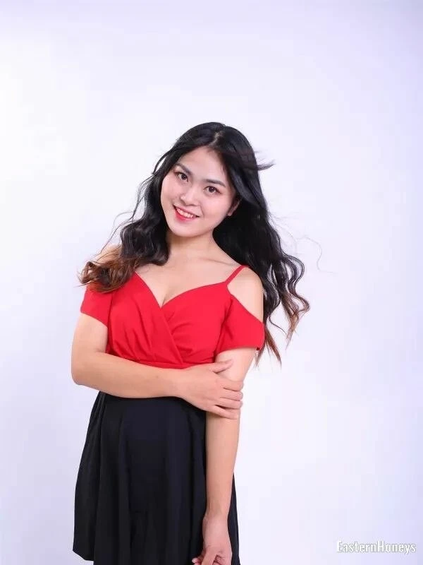 Rong, 28