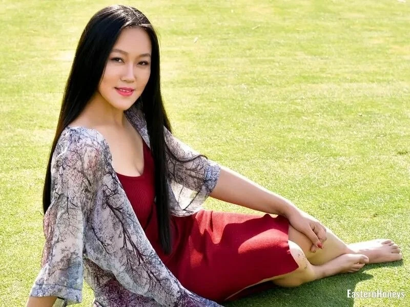 Dongmei, 46