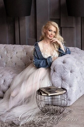 Asya, 42