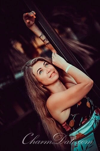 Anna, 46
