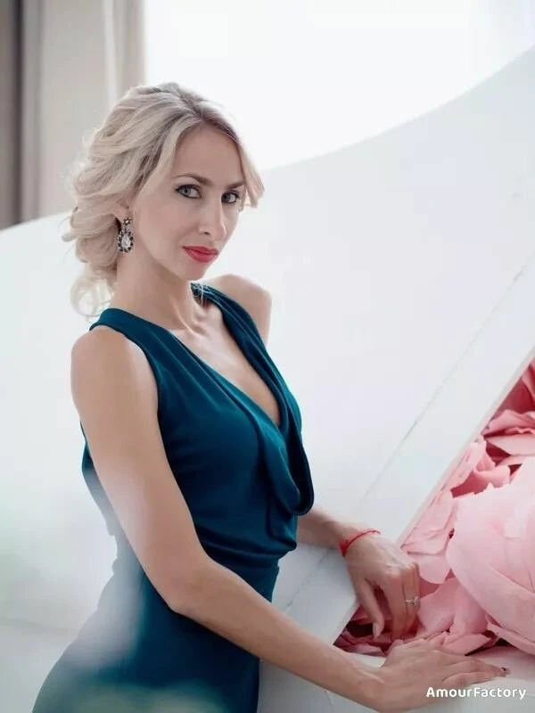 Nataliya, 32