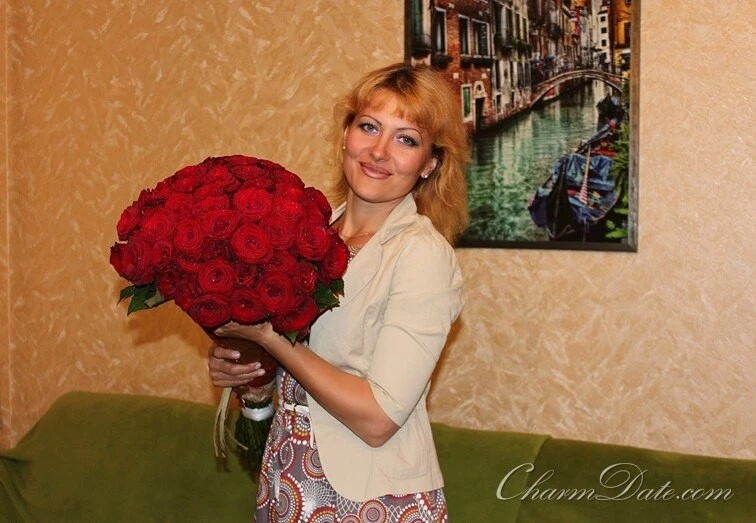 Natalia, 49